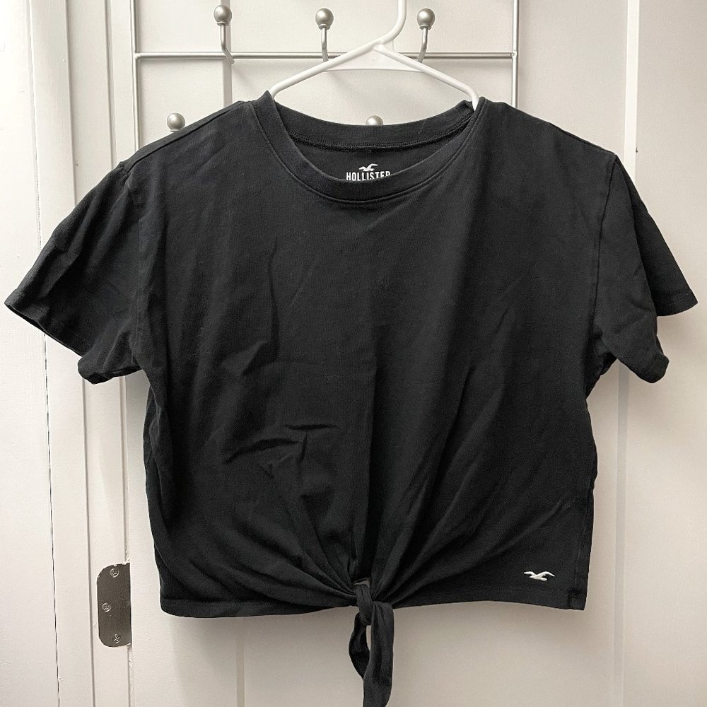 Hollister Easy Crew Black Tie-Front Baby Tee